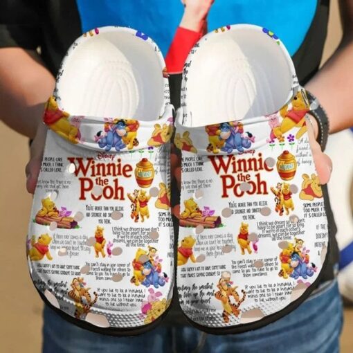 Winnie the Pooh Crocs Rze2