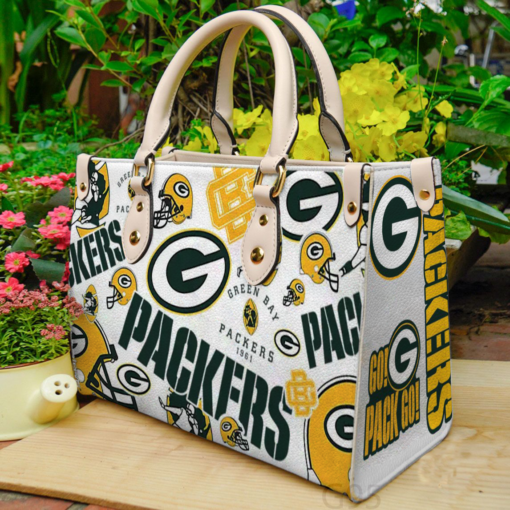 Green Bay Packers Love a1 Leather Bag B22