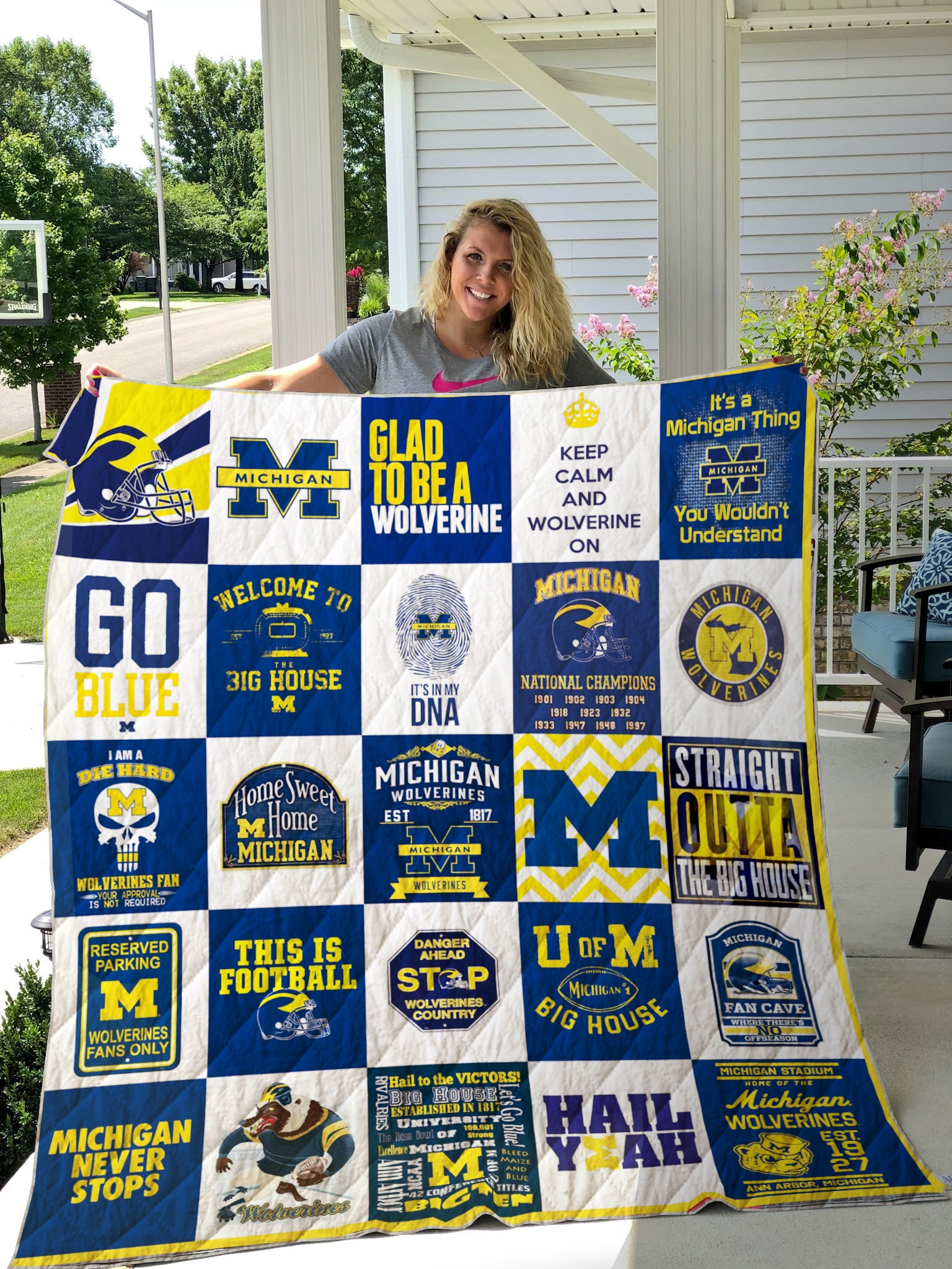 Michigan Wolverines Quilt  Blanket Quilt Rze2