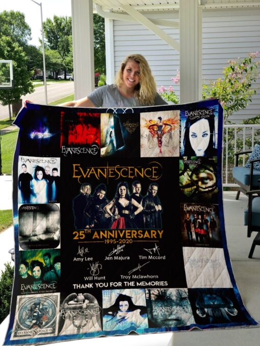 Evanescence 2 Blanket Quilt B22