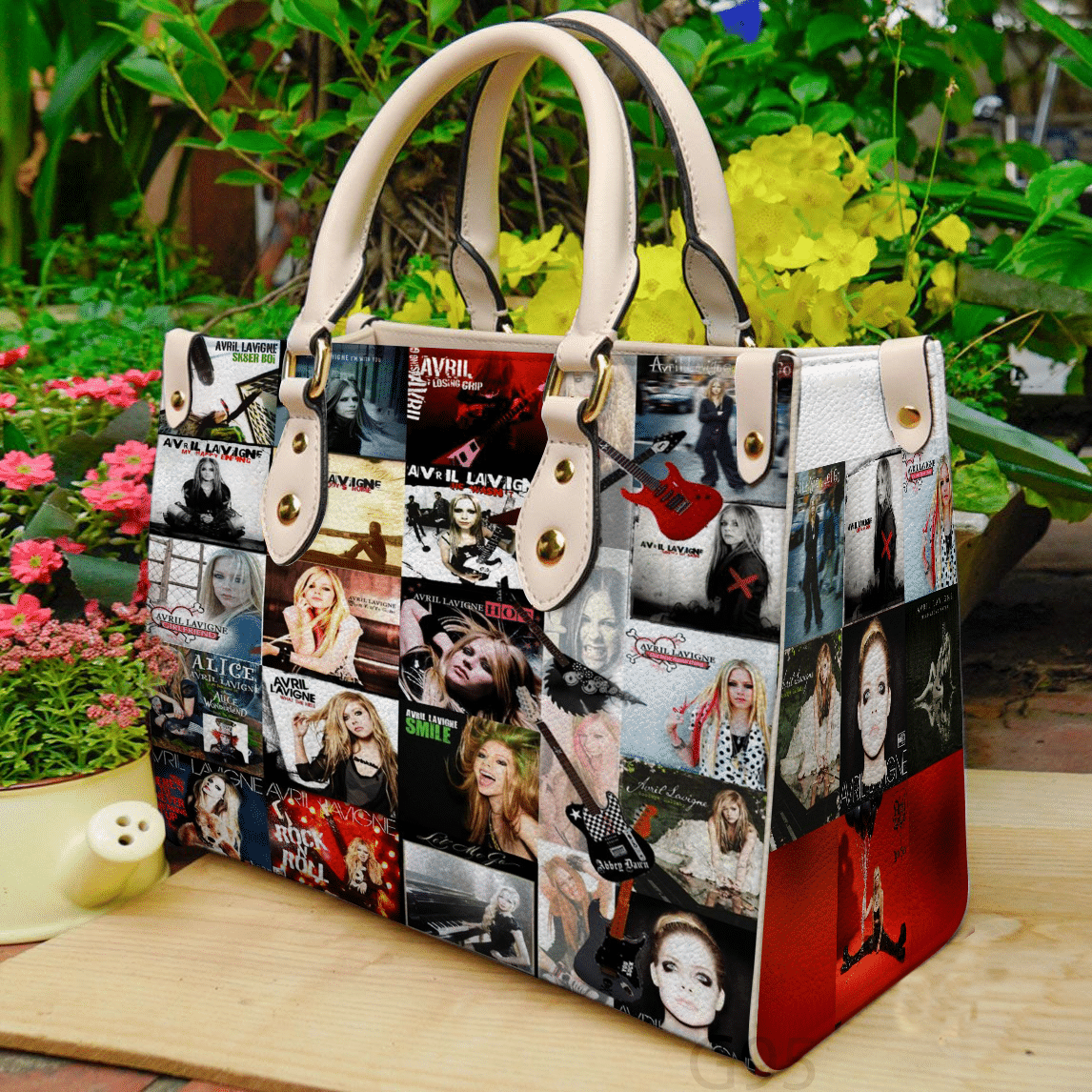 Avril Lavigne Leather Handbag 1 Avril Lavigne Leather Handbag