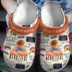 Benson Boone Soft Clogs