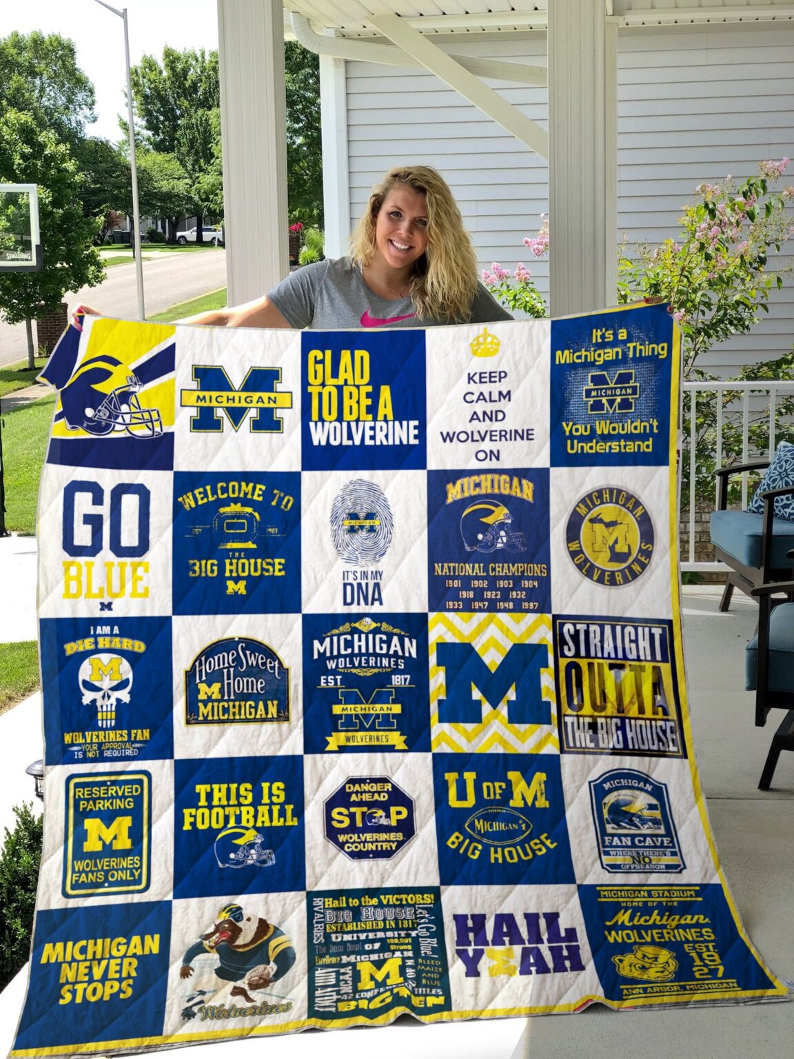 Michigan Wolverines 02 Blanket 1 Michigan Wolverines 02 Blanket