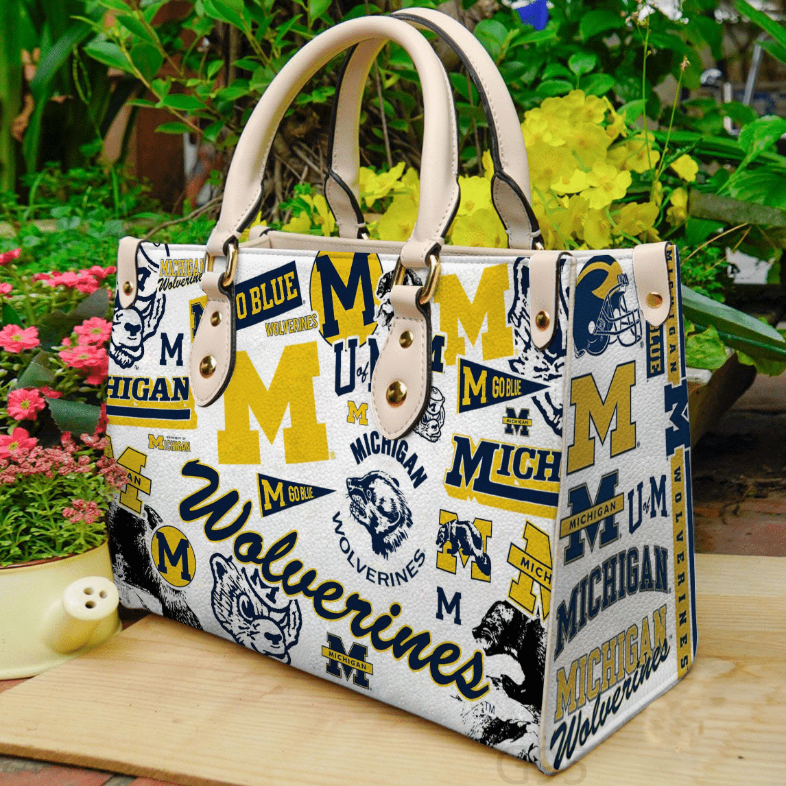 Michigan Wolverines 1 Leather Handbag 1 Michigan Wolverines 1 Leather Handbag