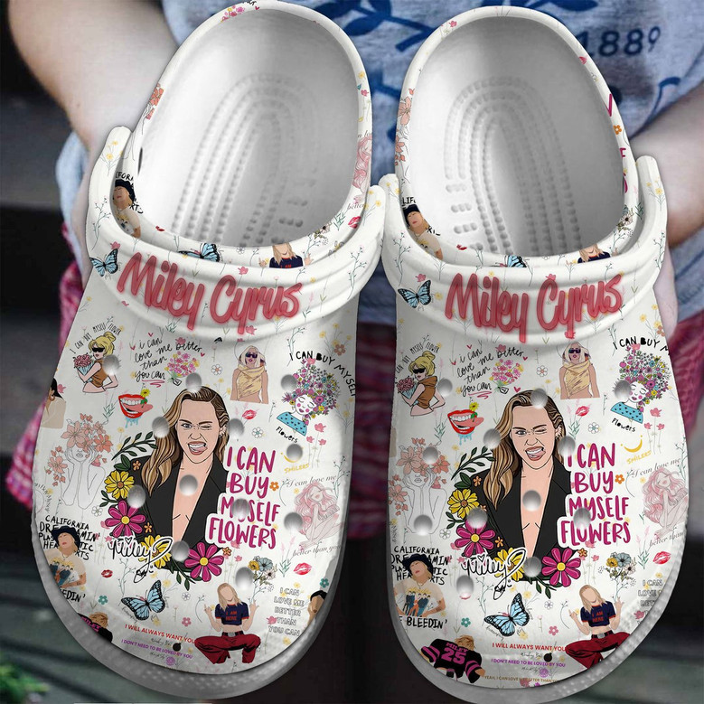 Miley Cyrus Clogs Shoes 1 Miley Cyrus Clogs Shoes