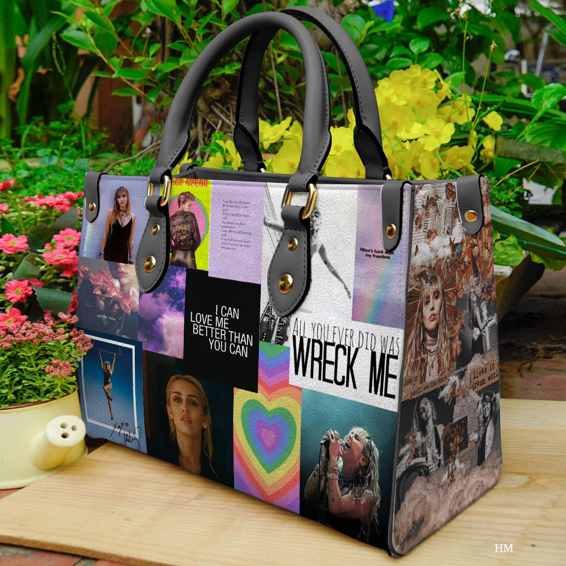 Miley Cyrus Leather Handbag 1 Miley Cyrus Leather Handbag