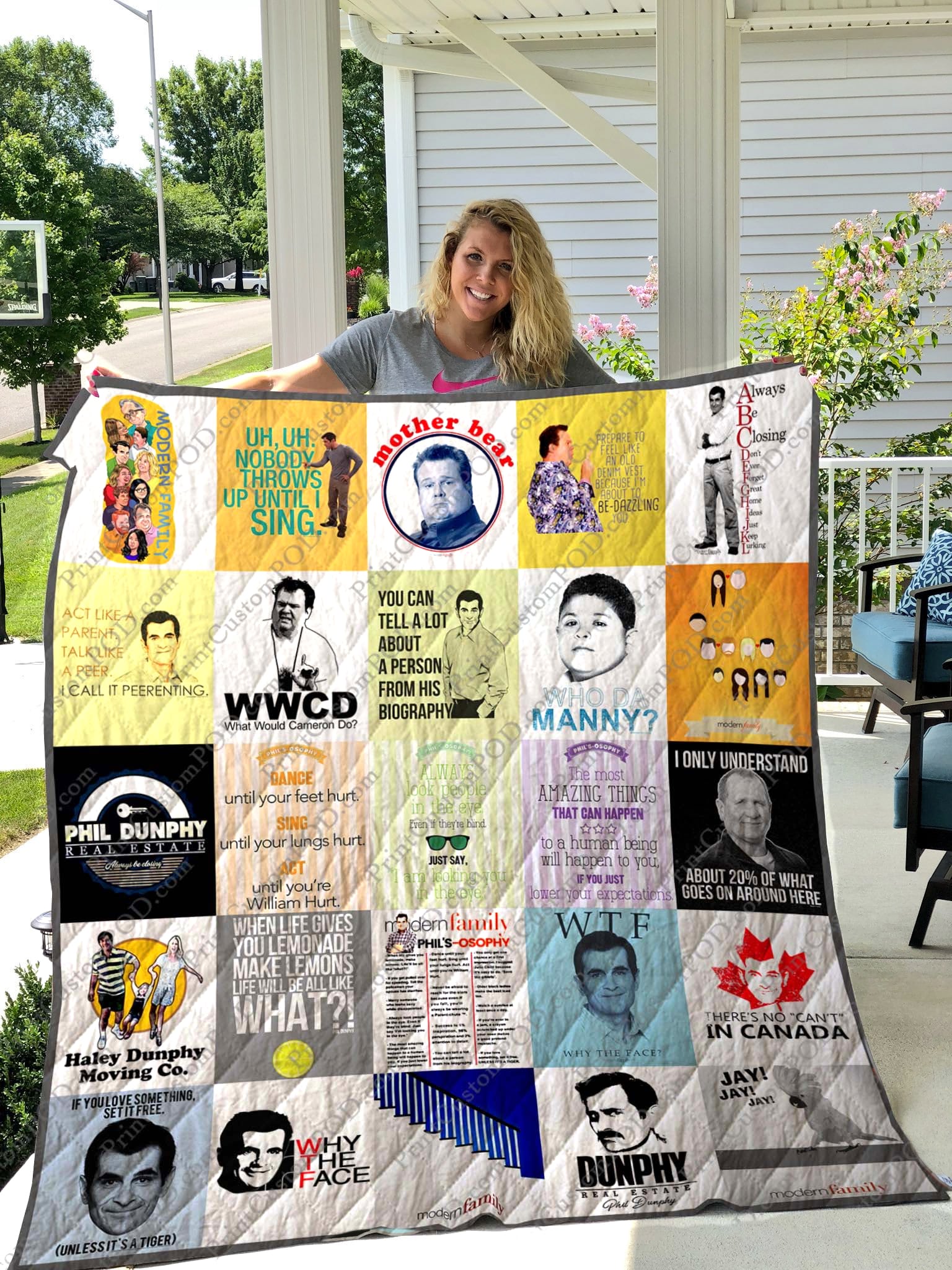 Modern Family Show Blanket 1 Modern Family Show Blanket