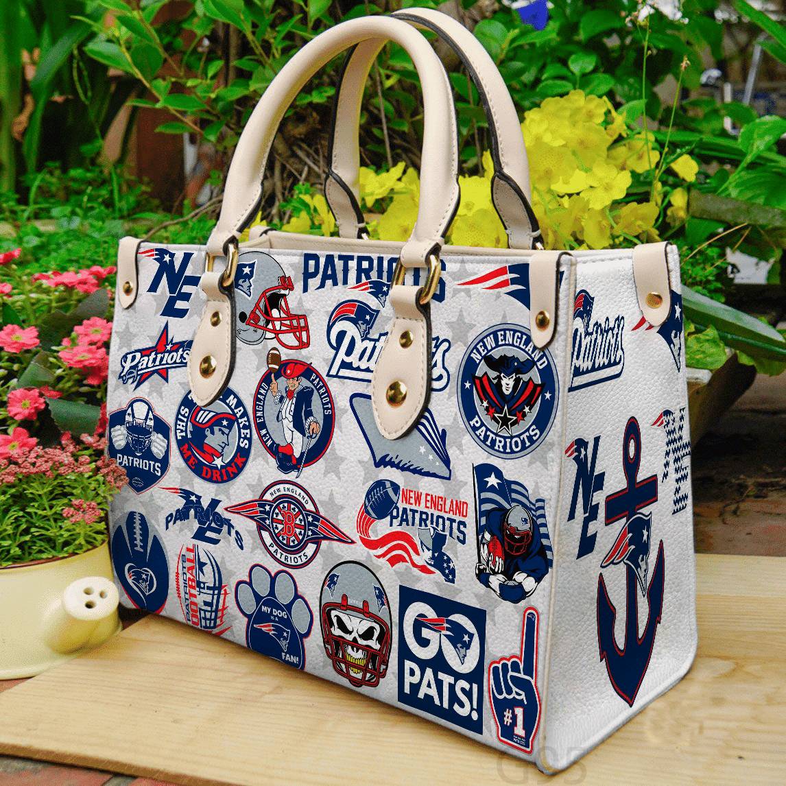 New England Patriots Leather Handbag 1 New England Patriots Leather Handbag