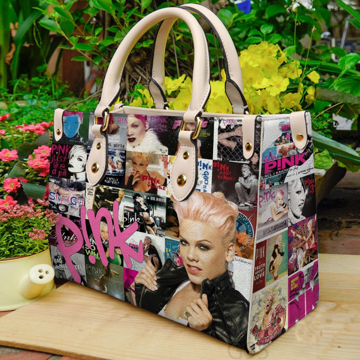 P!nk Leather Handbag 03 1 P!nk Leather Handbag 03