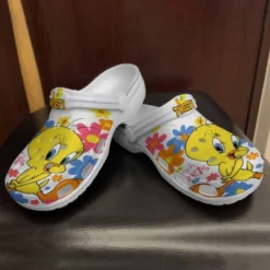 Tweety Bird Soft Clogs